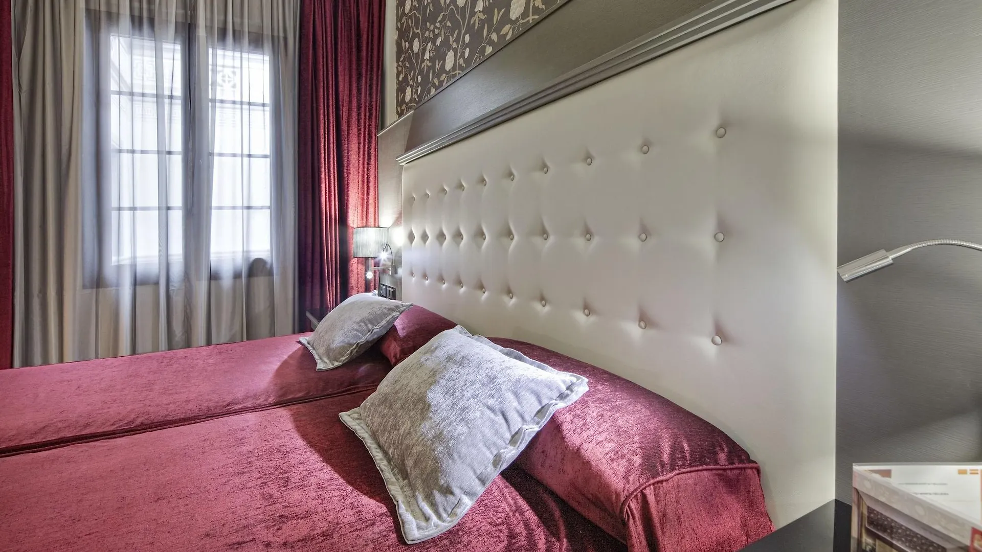 ****  Hotel Ciutadella Barcelona Spain