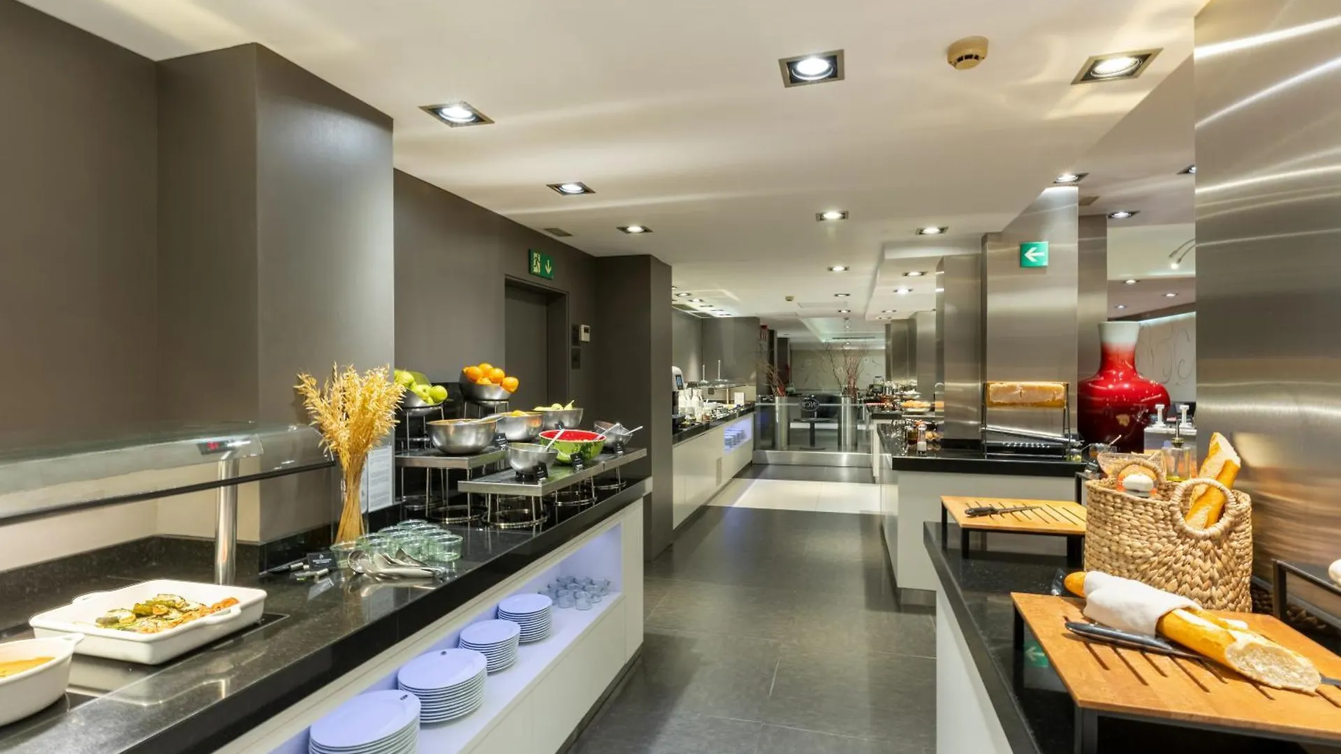 Hotel Ciutadella Barcelona 4*,